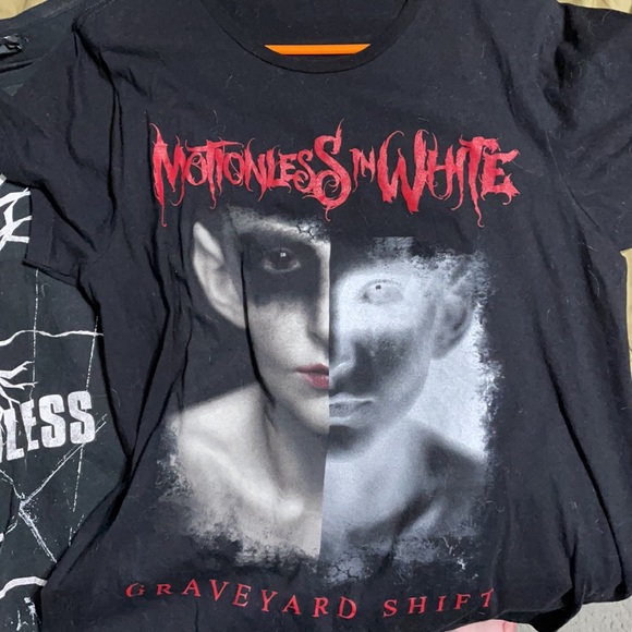 Three band shirts size L. - Picture 3 of 3